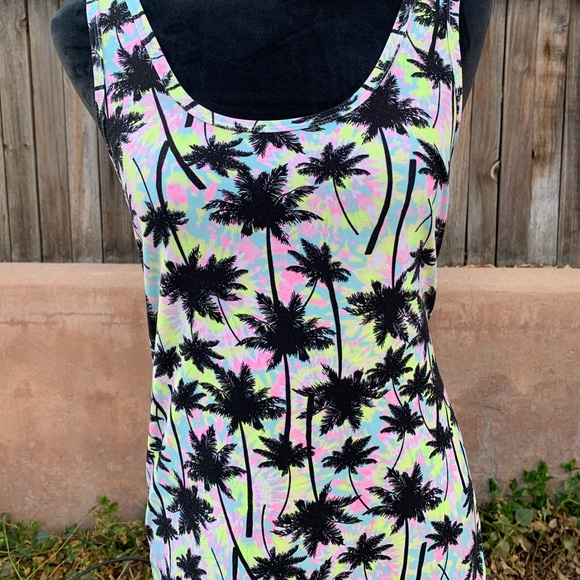 *Host Pick* Tie Dye Palm Tree Tank Dress 🌴🌈 - Picture 3 of 6